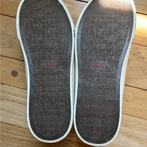 NIB Taos Canvas EZ Soul Slide Sneakers 7.5 - Picture 7 of 12